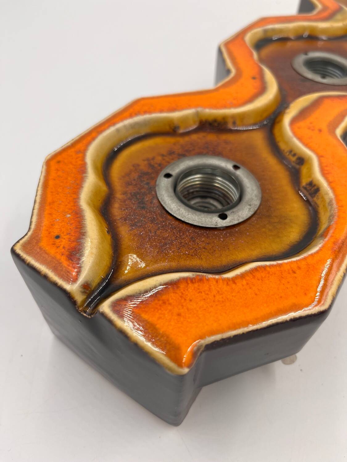 Pan ceramic wall light