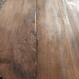 Round farmhouse table