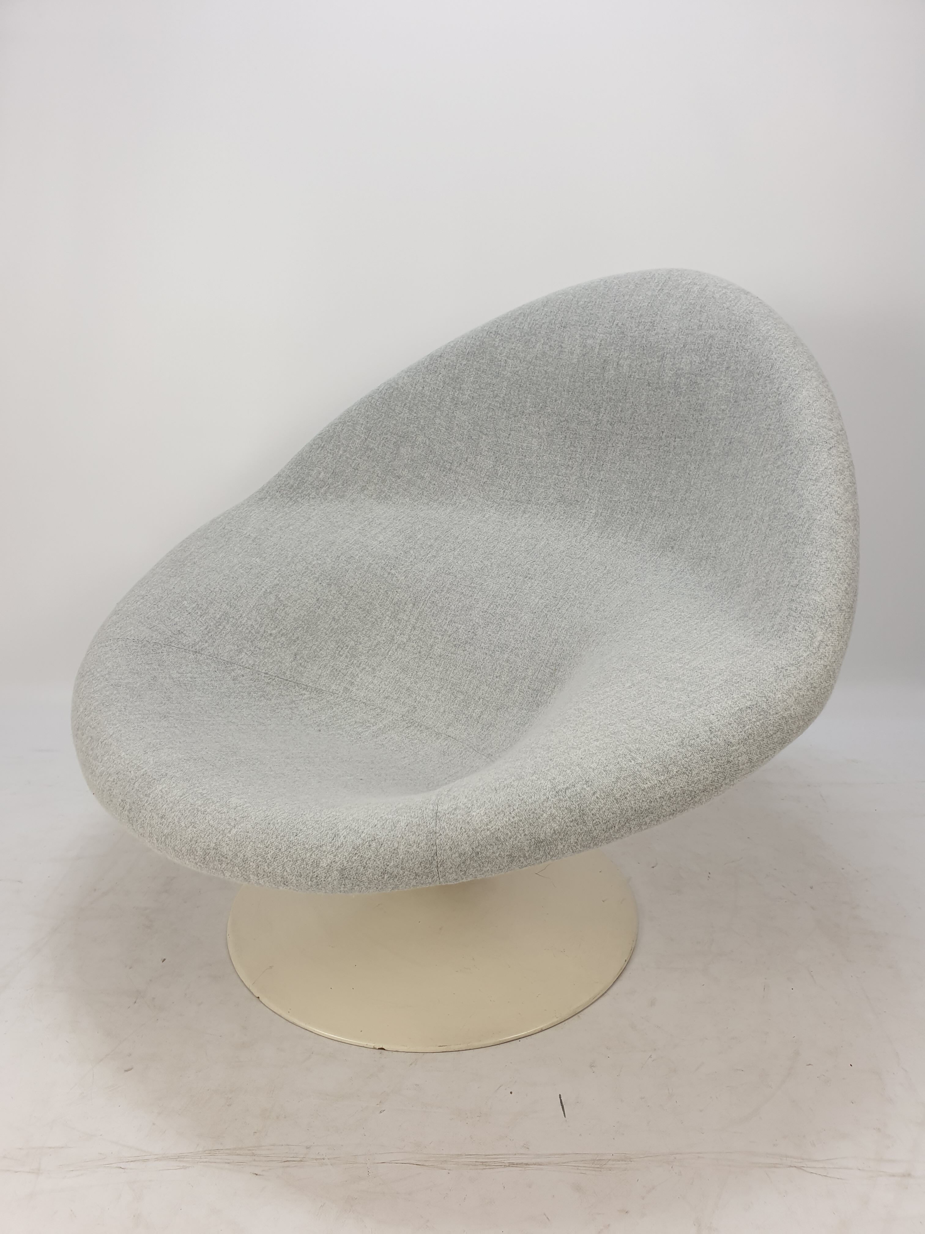 Globe armchair by Pierre Paulin for Artifort, '60s