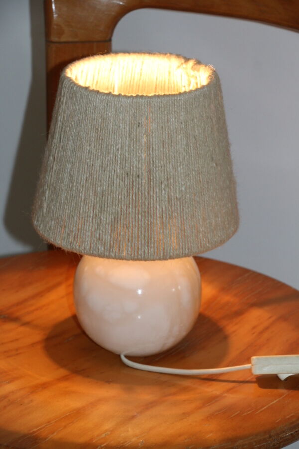Lampe boule albâtre avec abat-jour corde