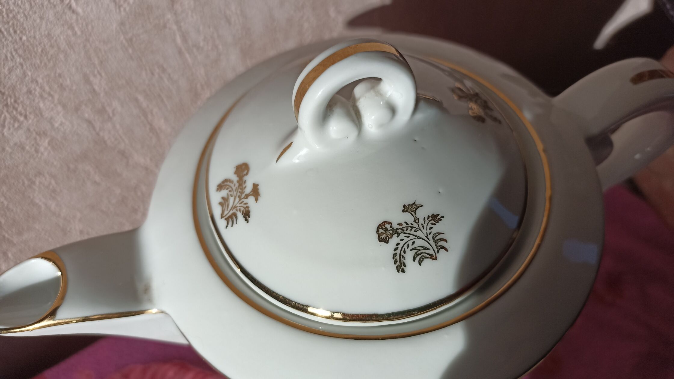 Coffee Serving Head - LCS - Roses, Carnations and Thistles