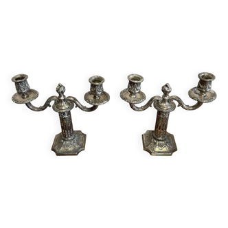 Paire de bougeoirs style Louis XVI en bronze argenté vers 1850