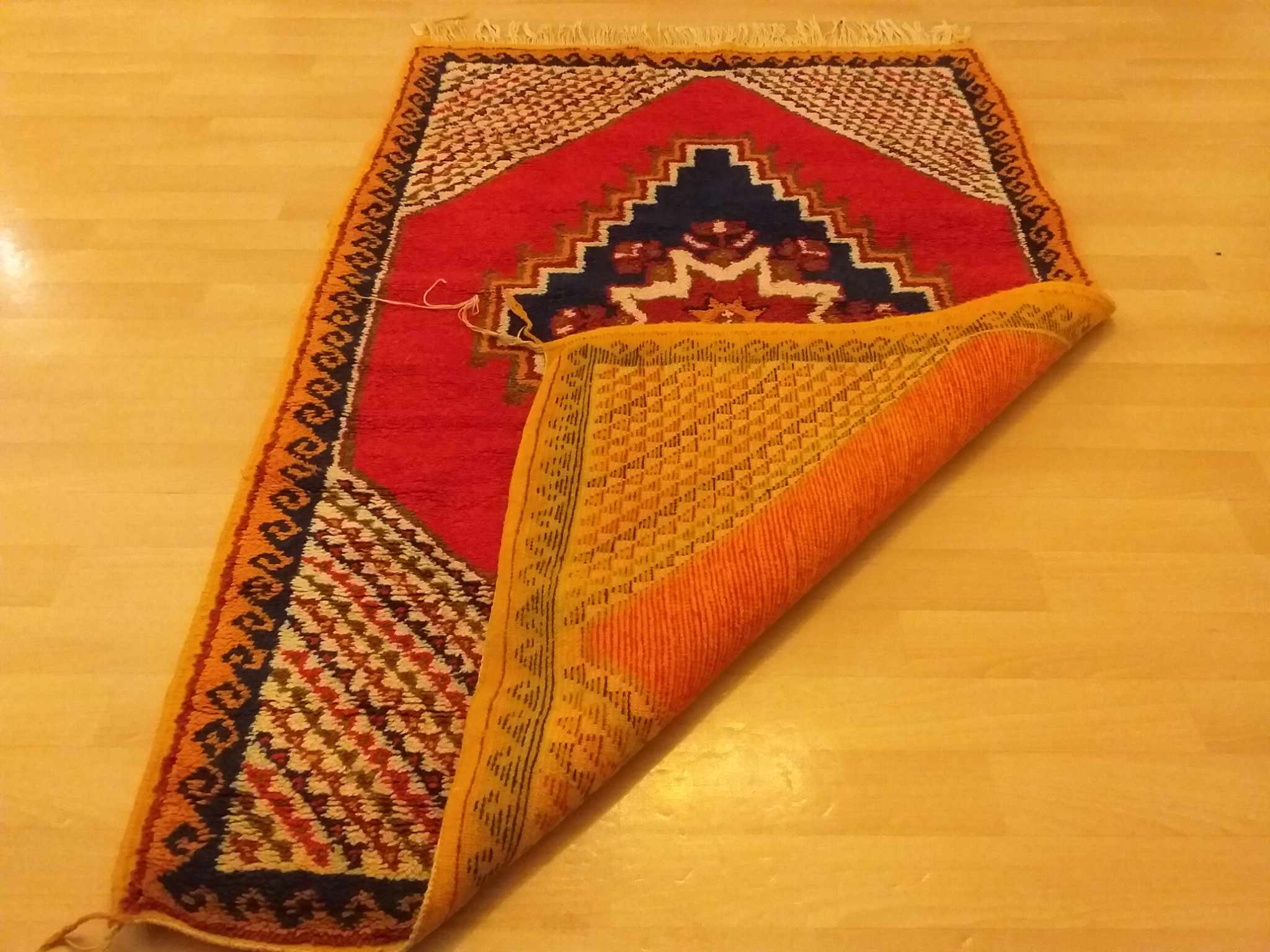 Tapis Berbère Taznakht fait main 161x106cm