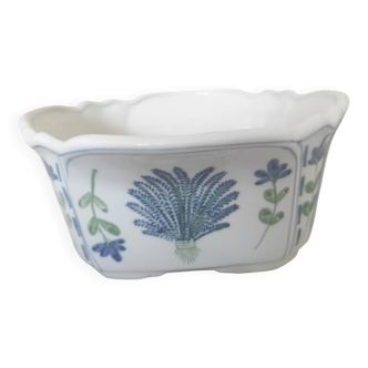 Ceramic planter