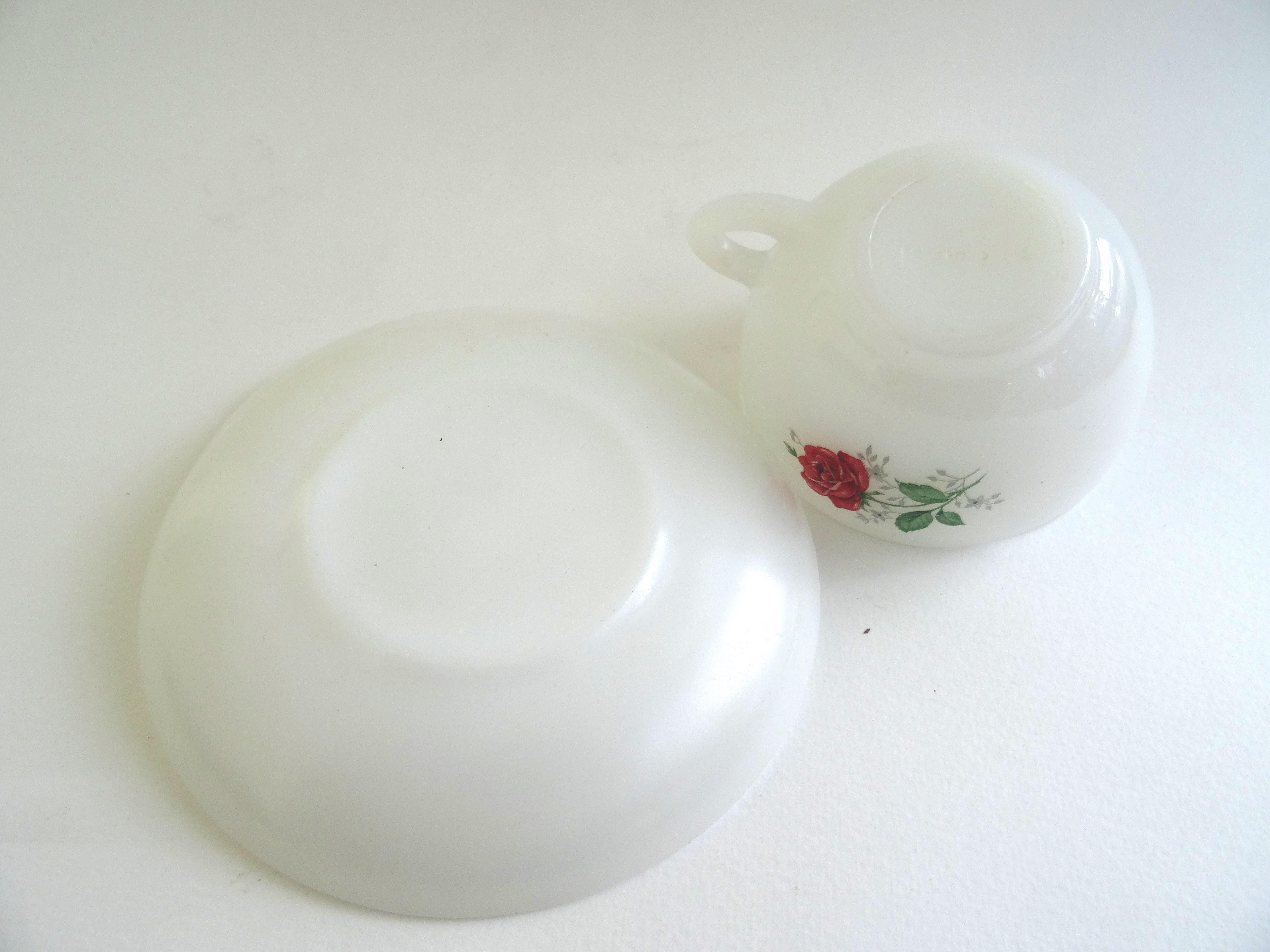 Arcopal coffee cups
