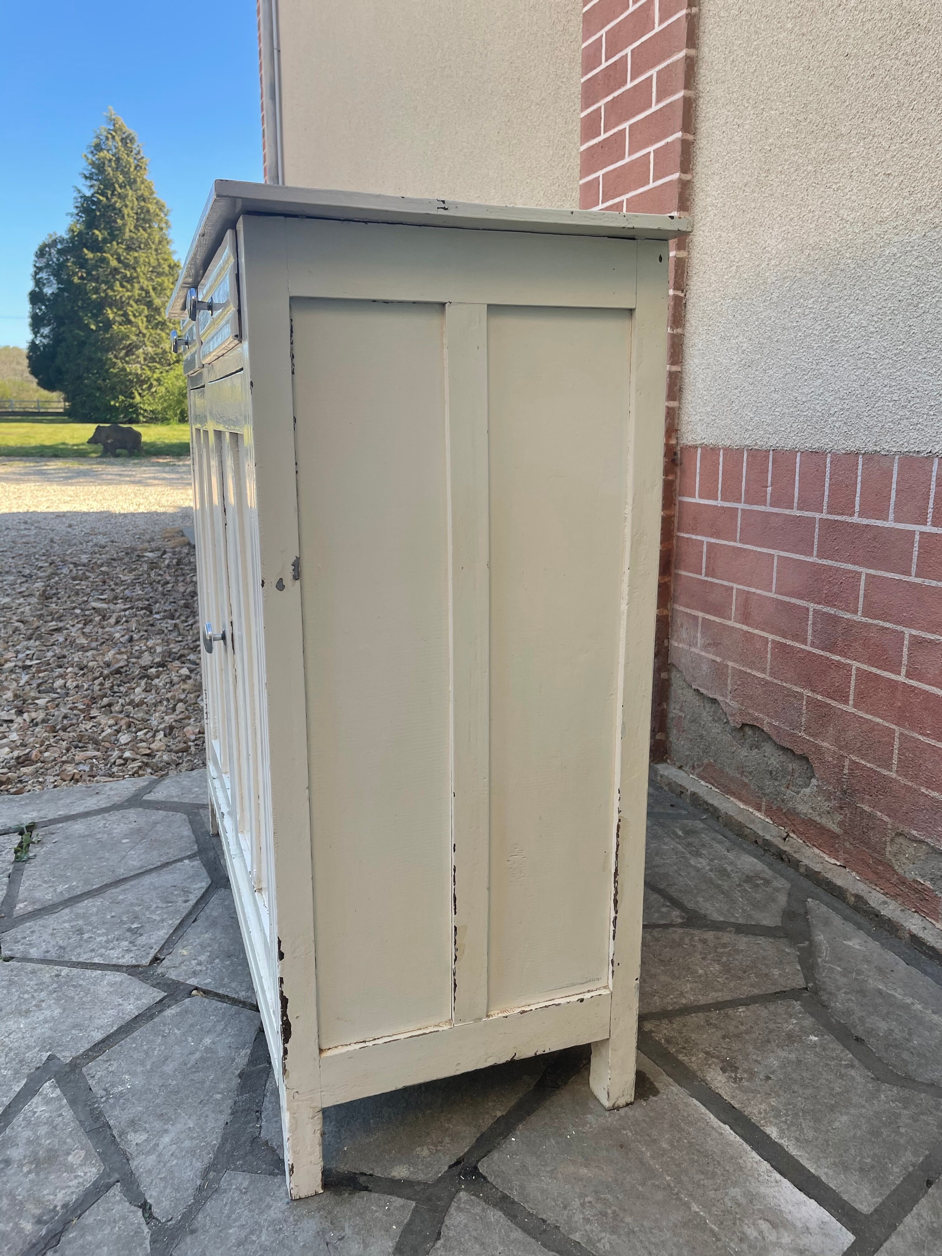 Vintage parisian buffet 1900