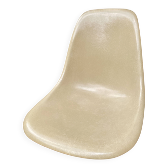 Coque Beige Fiberglass Side Chair Eames Vintage by Herman Miller