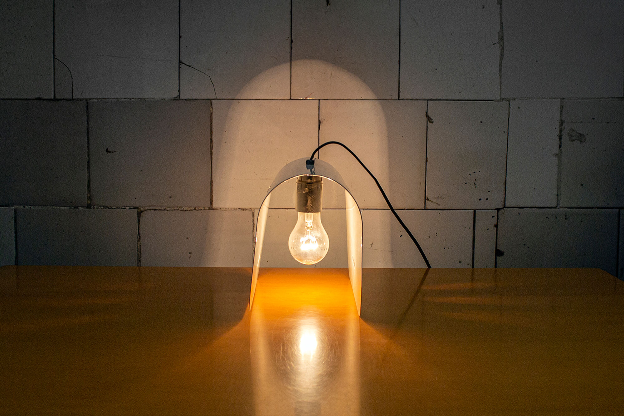 Table and ceiling lamp in lacquered metal Italia Anni '70