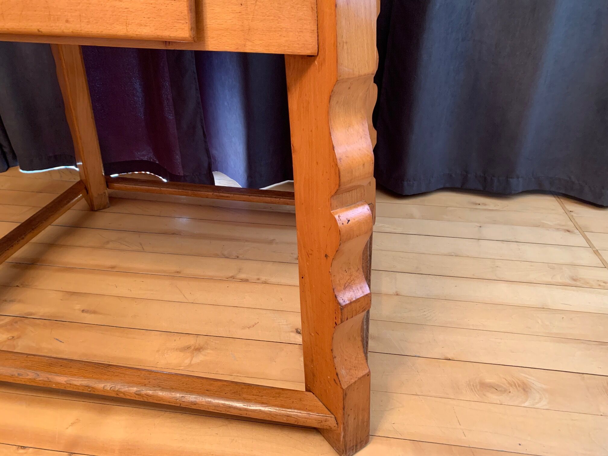 Table tyrolienne Autriche années 1930