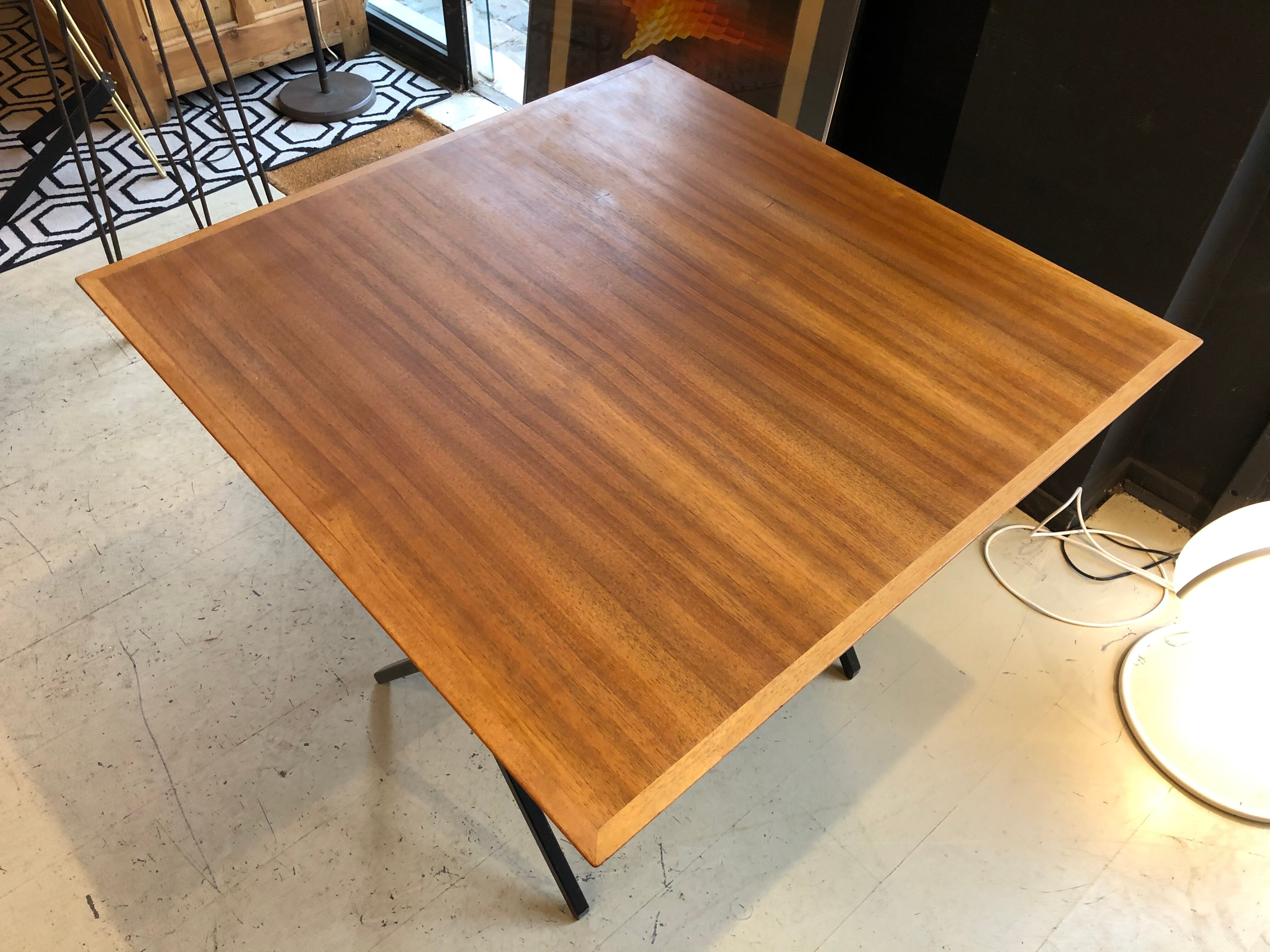 Table Charles Sévigny 1950