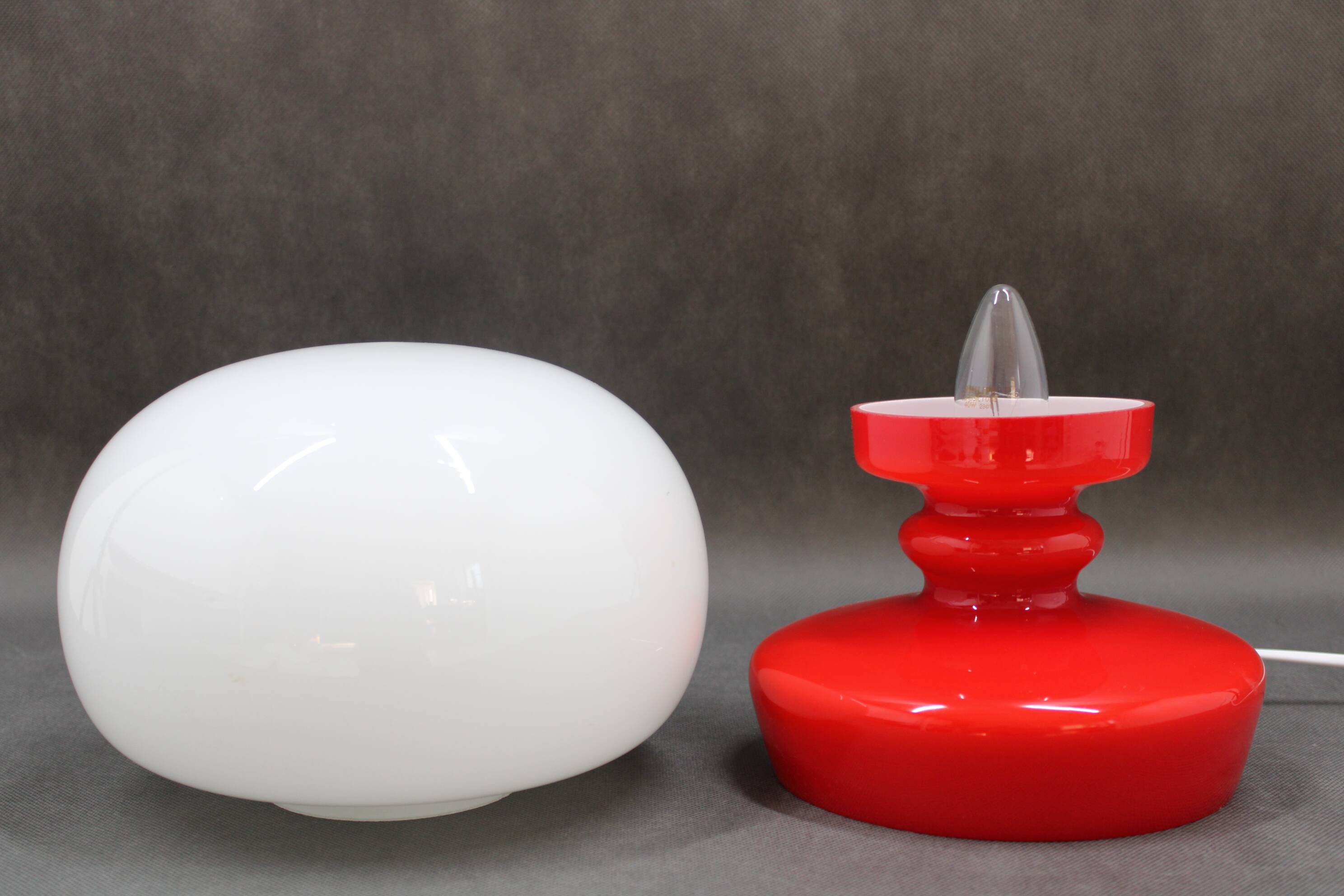 1970s Stepan Tabery Red Glass Mushroom Table Lamp, Czechoslovakia