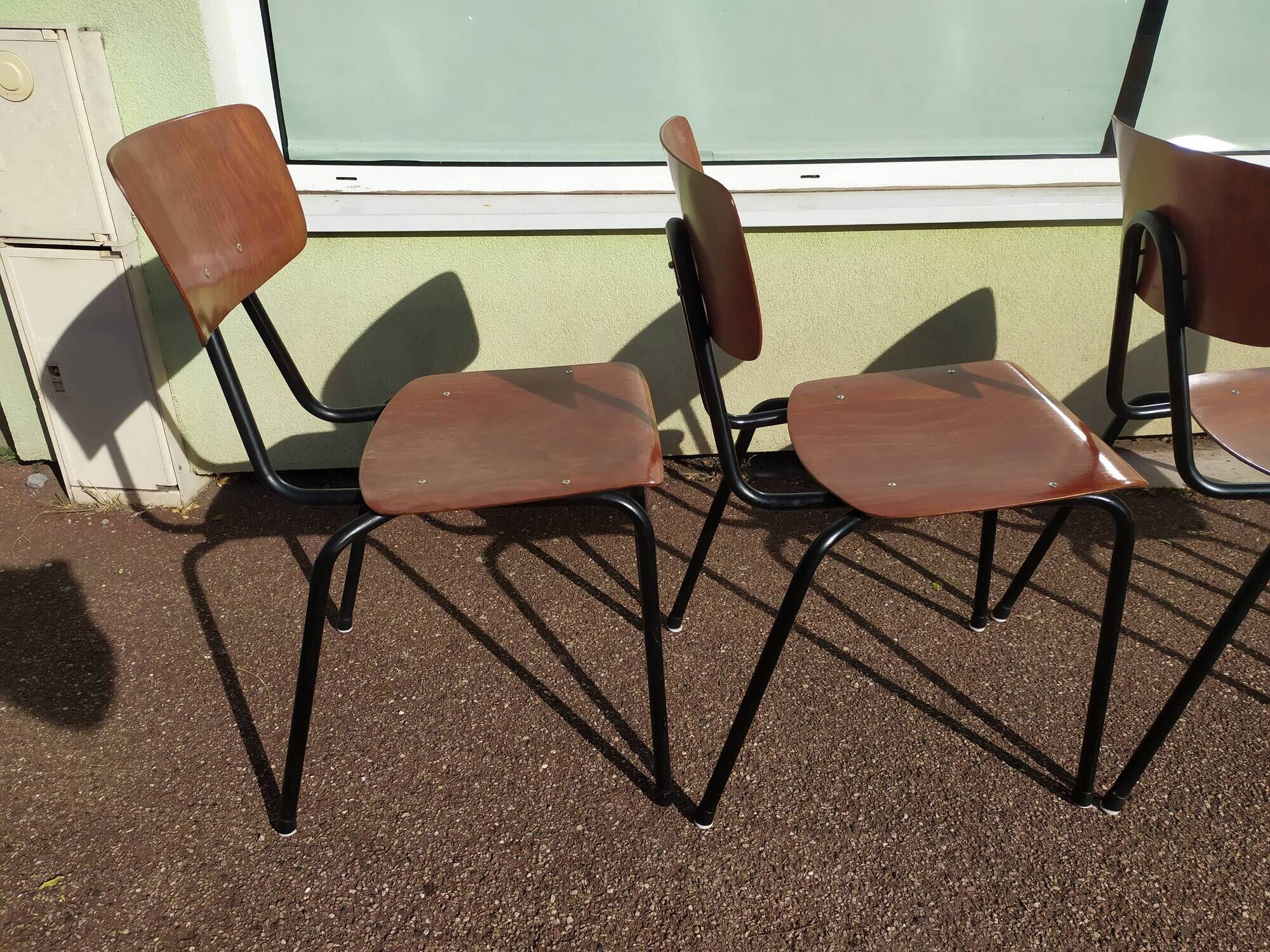 Set of 6 Dutch and metal school chairs - adult