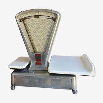 Lutrana 50s grocery scale