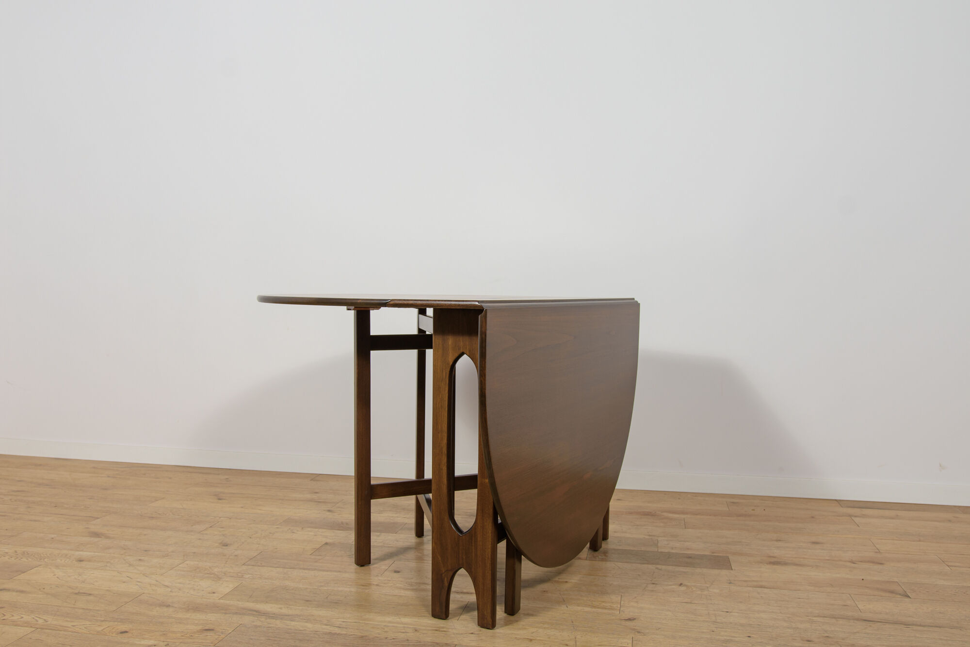 Mid-Century Teak Extending Dining Table from Jentique, United Kingdom, 1960s