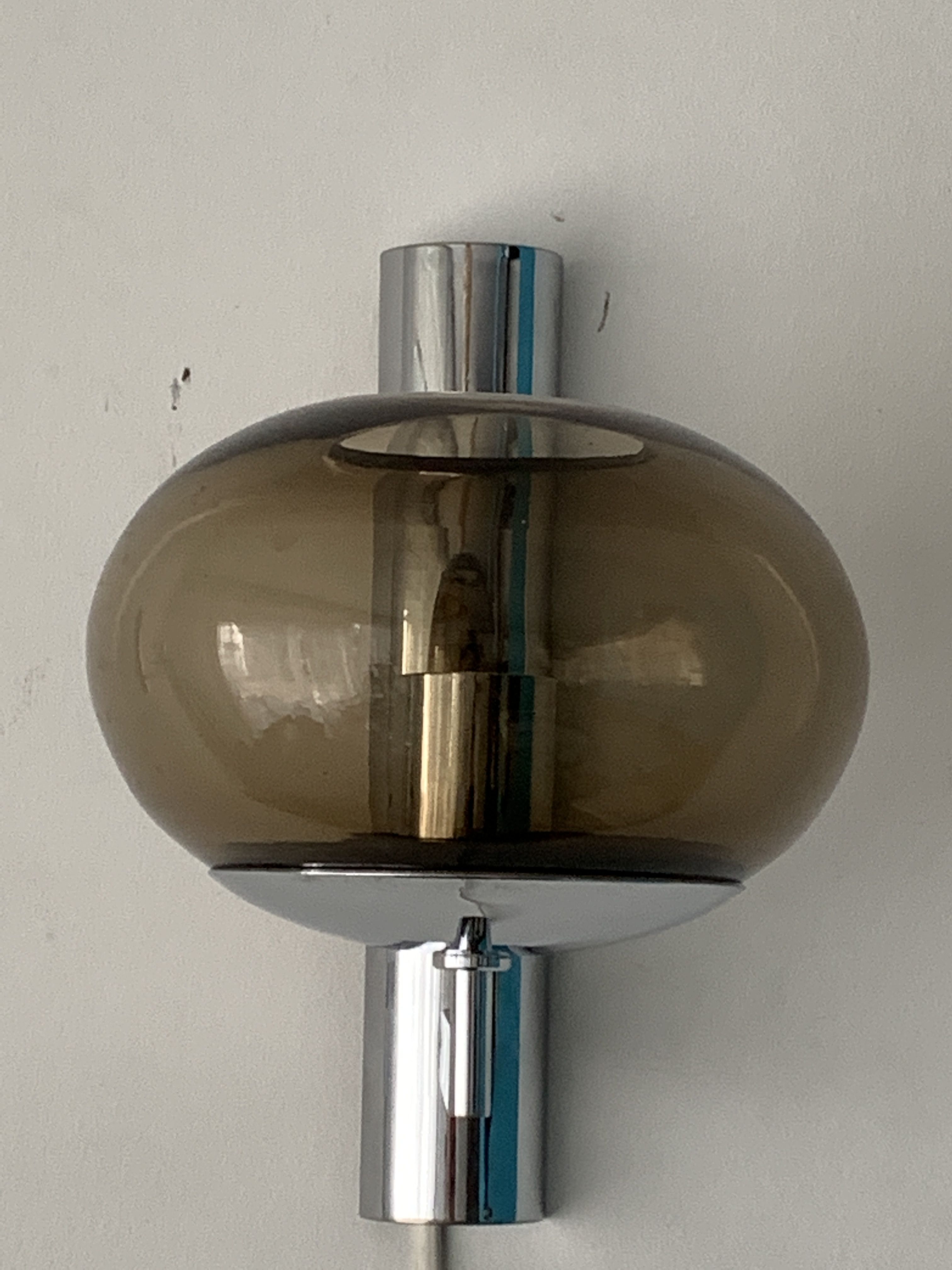 Pair of chrome metal sconces and smoked glass from Sciolari, 1970