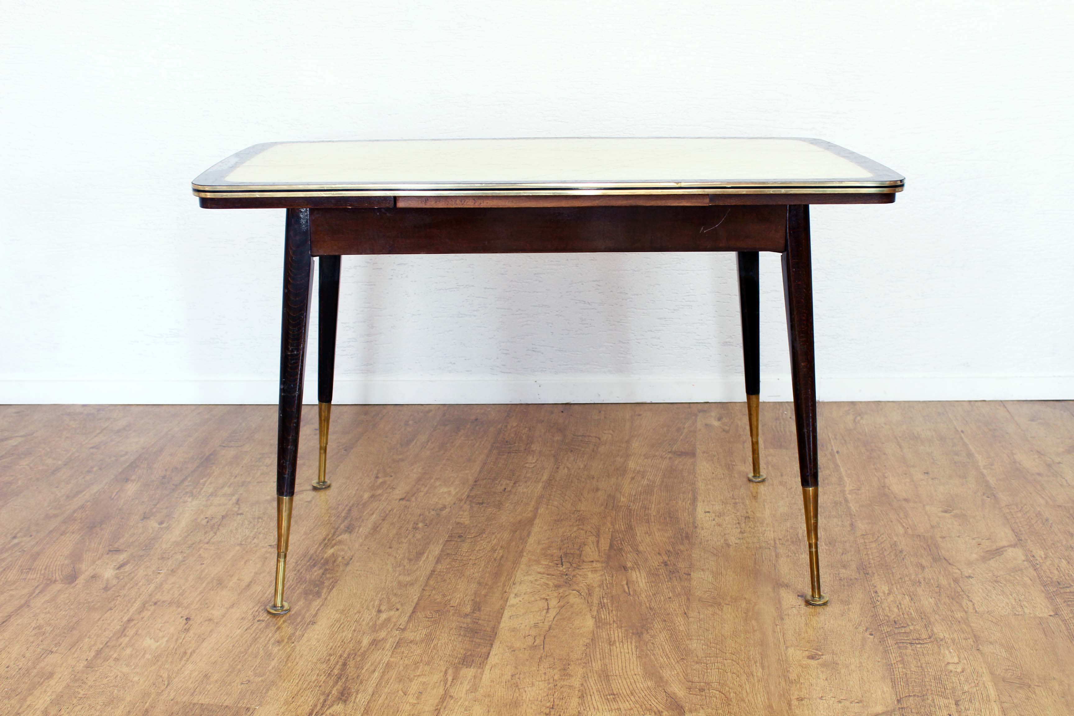 Dining height adjustable table