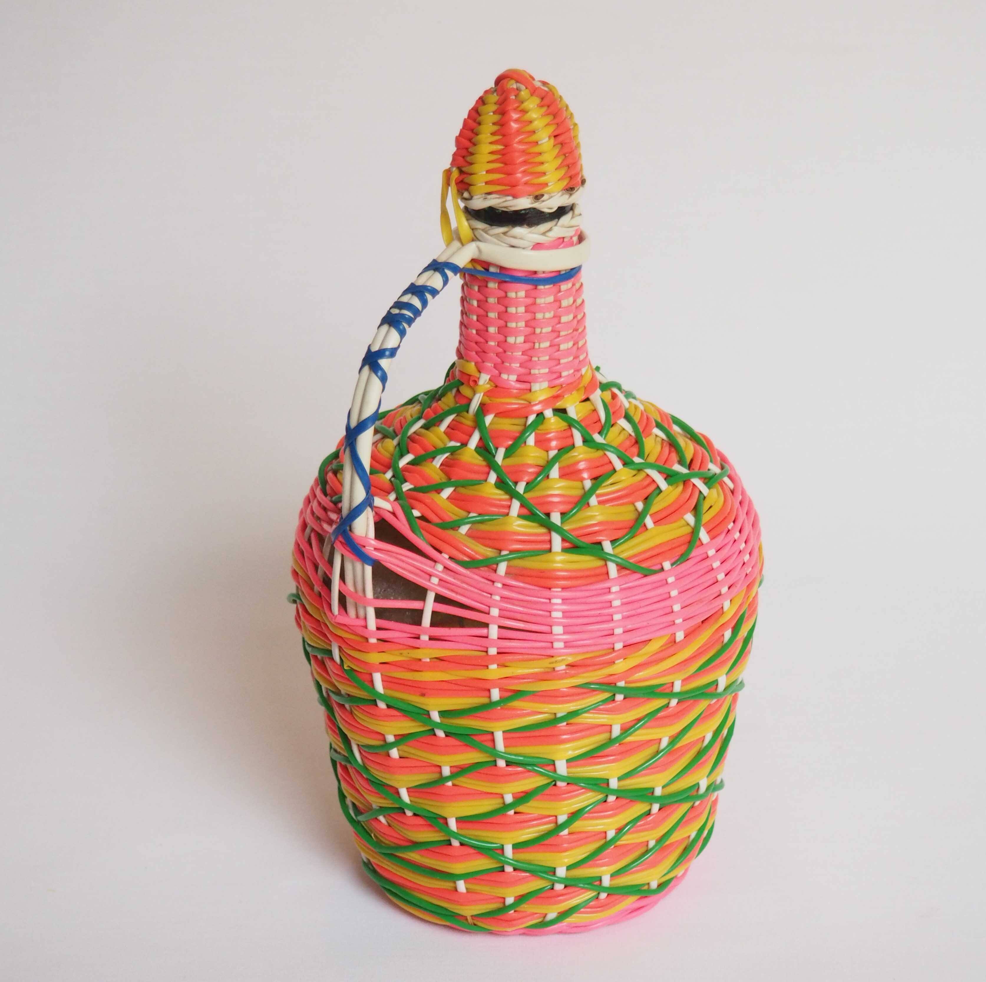 Multicolored scoubidou bottle