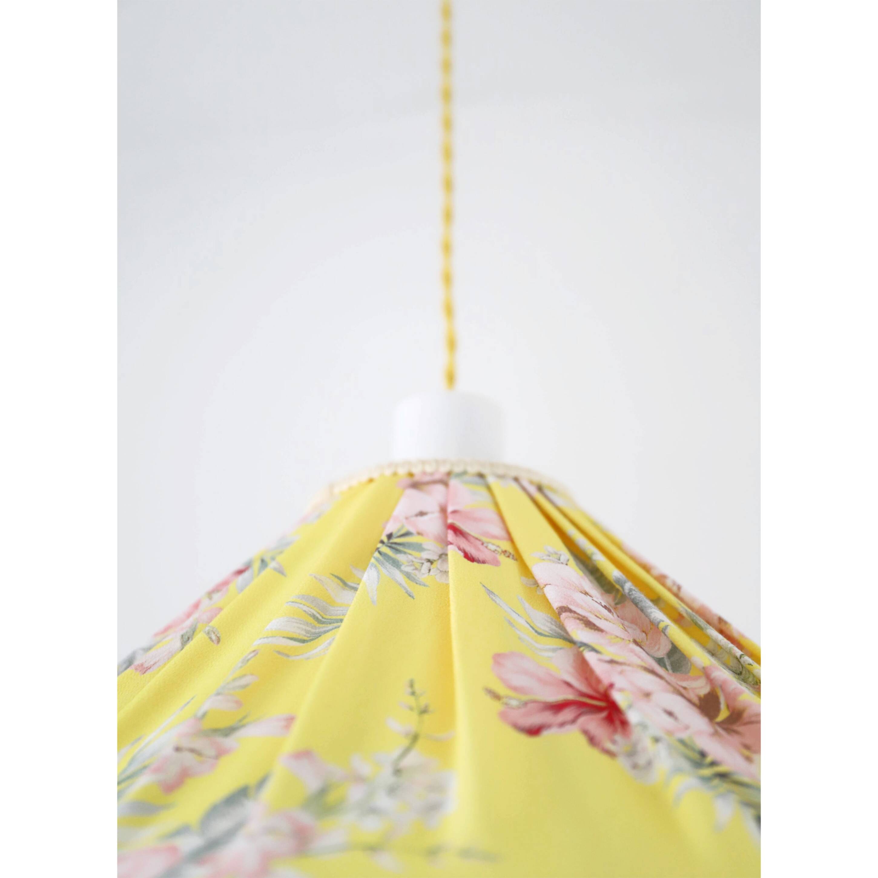 Vintage flared pendant light printed with fringes