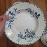 2 Terre de Fer soup plates