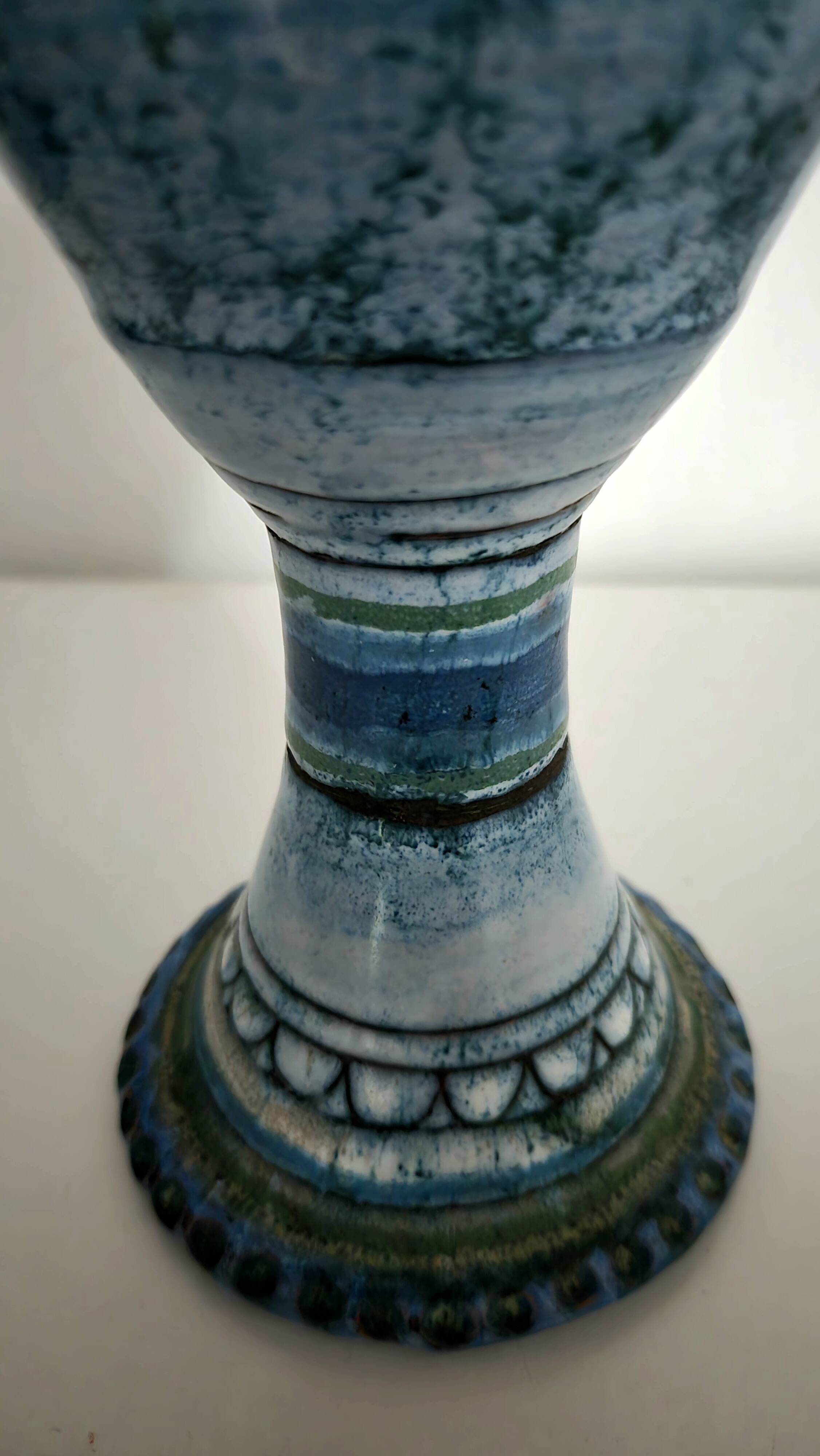 Pottery wine vase