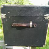 Magnificent travel trunk late 19 th completely renovated