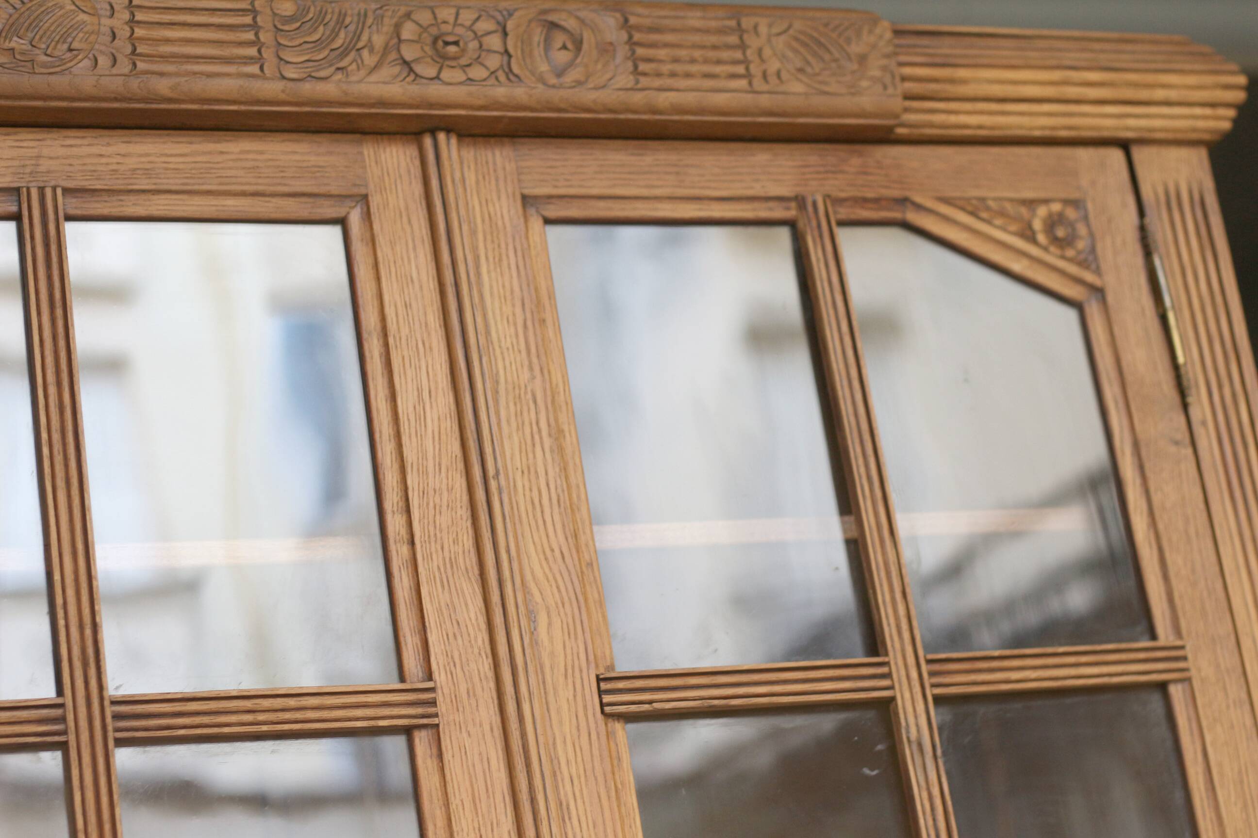 Authentic Parisian Art Deco wardrobe (1920-30)