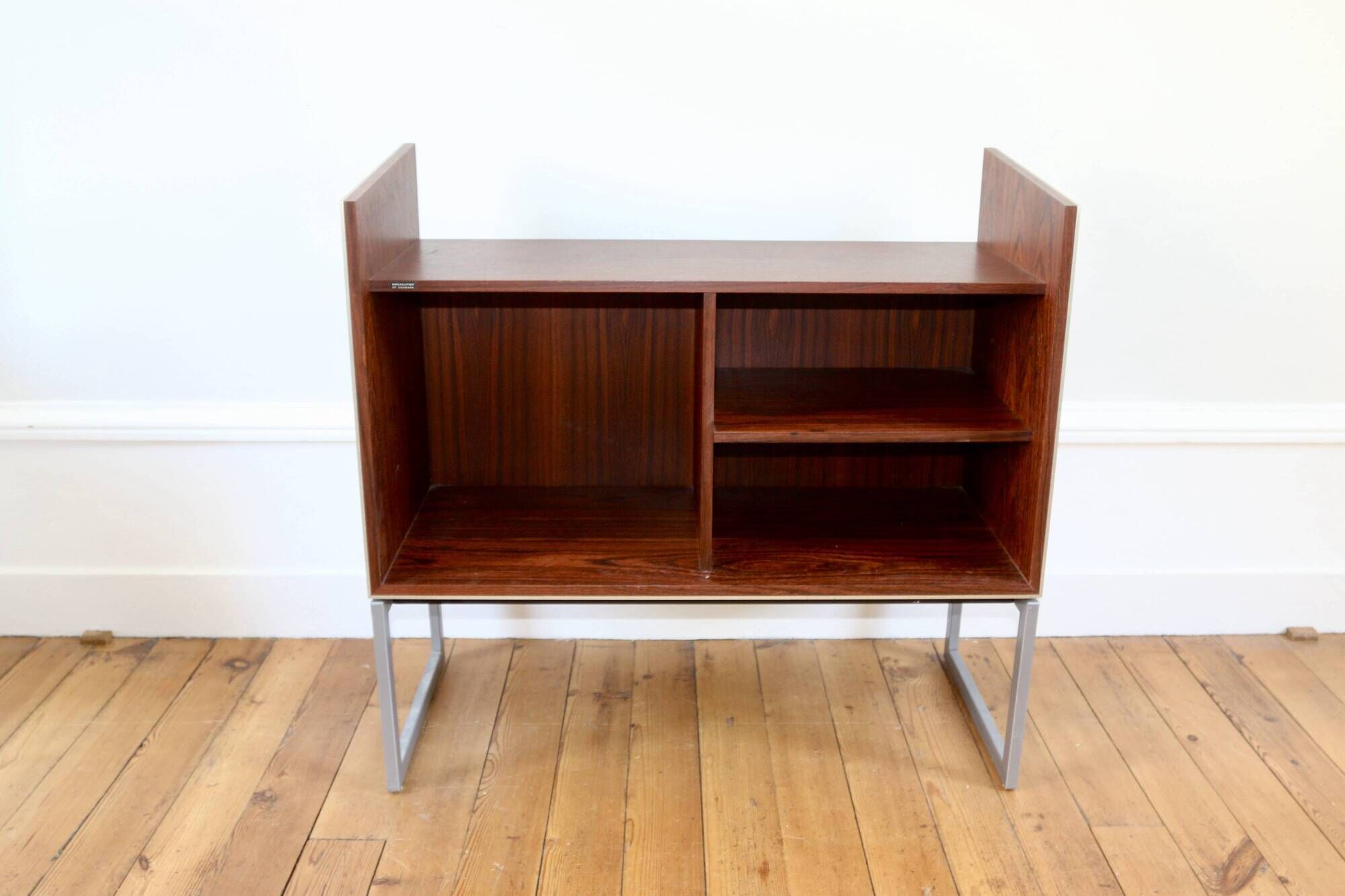 Vintage Scandinavian Bang & Olufsen rosewood hifi cabinet 1970