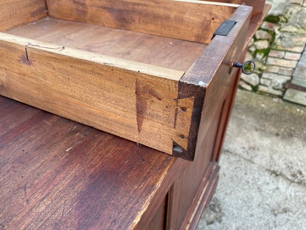 Former Parisian buffet 2 doors 3 drawers 1 shelf