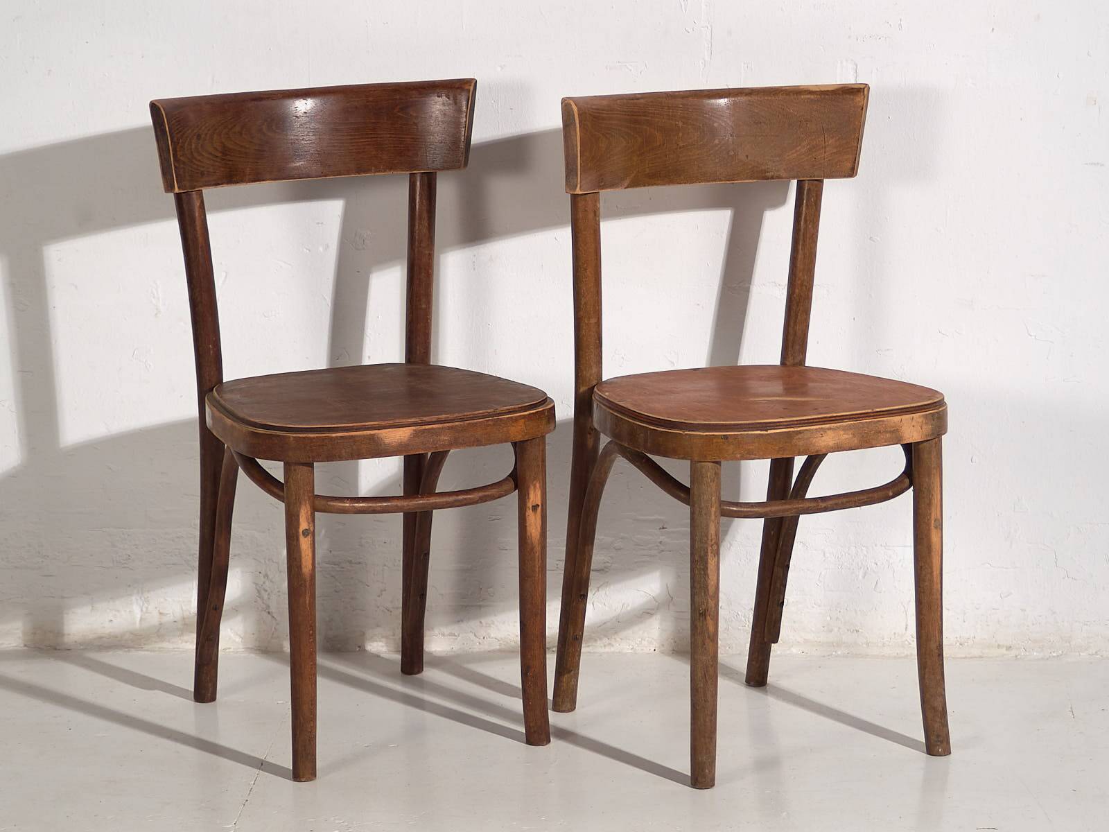 Vintage Bentwood Chairs (c.1950). Set of 6 pieces #2
