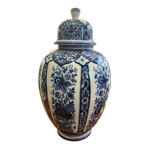 Pot couvert à gingembre en faïence