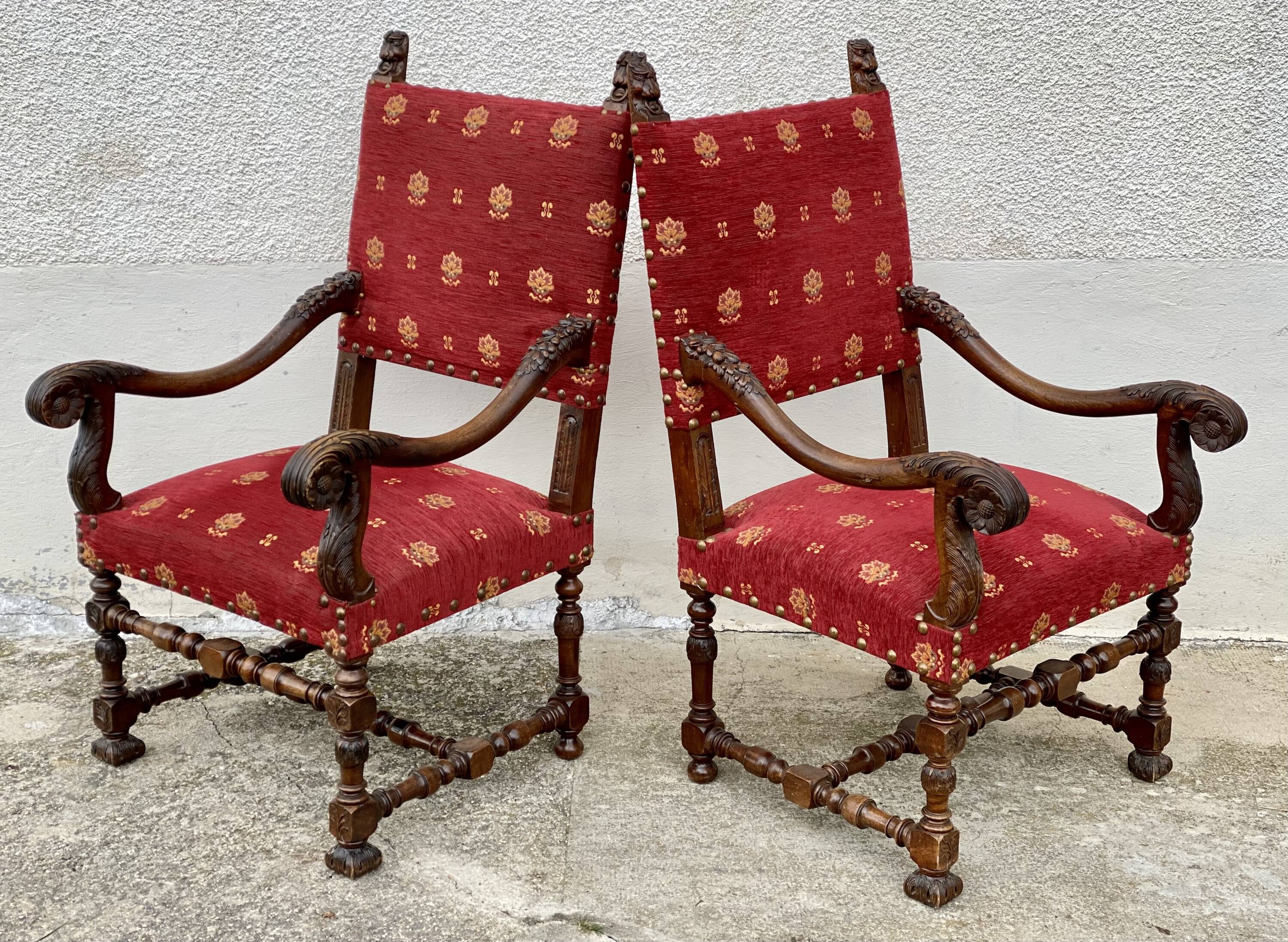 Living room (carved chairs and armchairs) in Louis XIII style