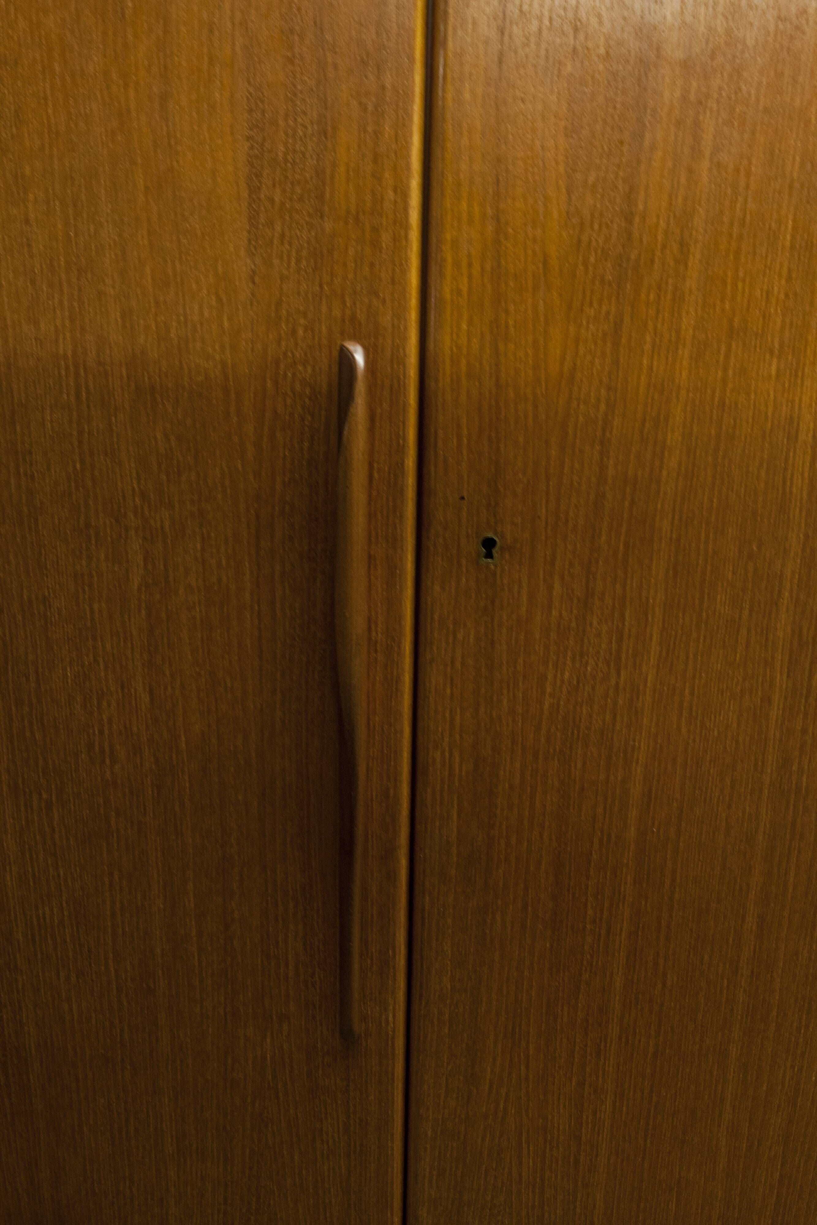 Scandinavian wardrobe 1960 teak 4 doors, 3 drawers, 2keys