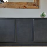 Furniture counter with graphite and wood drawers