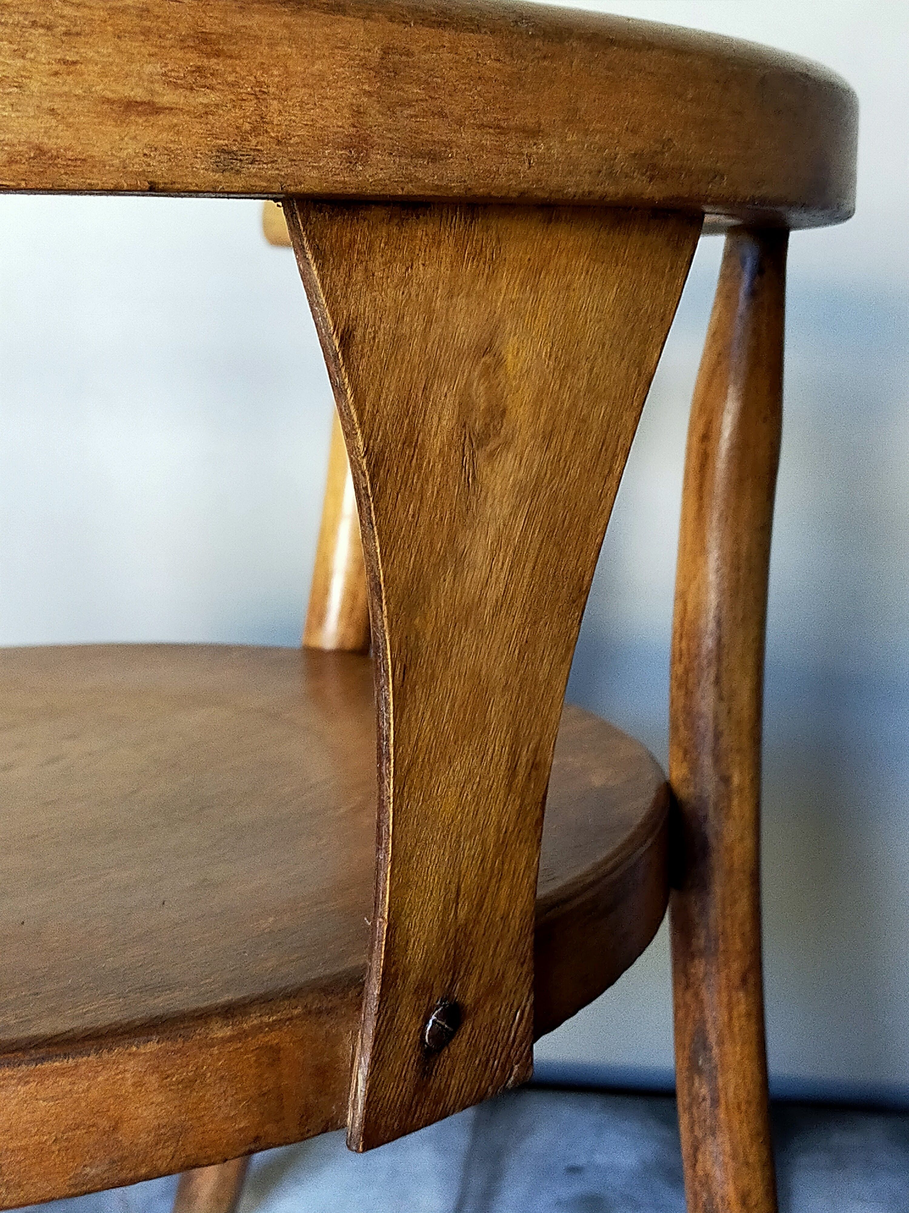 Children's chair in curved wood early 20th century