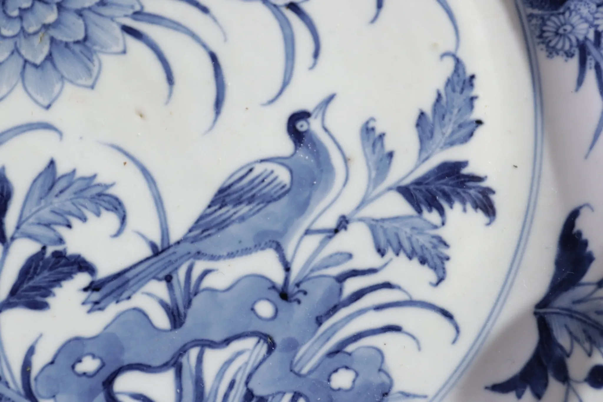 Chinese Kangxi blue and white plate with silver handle – ca. 1700