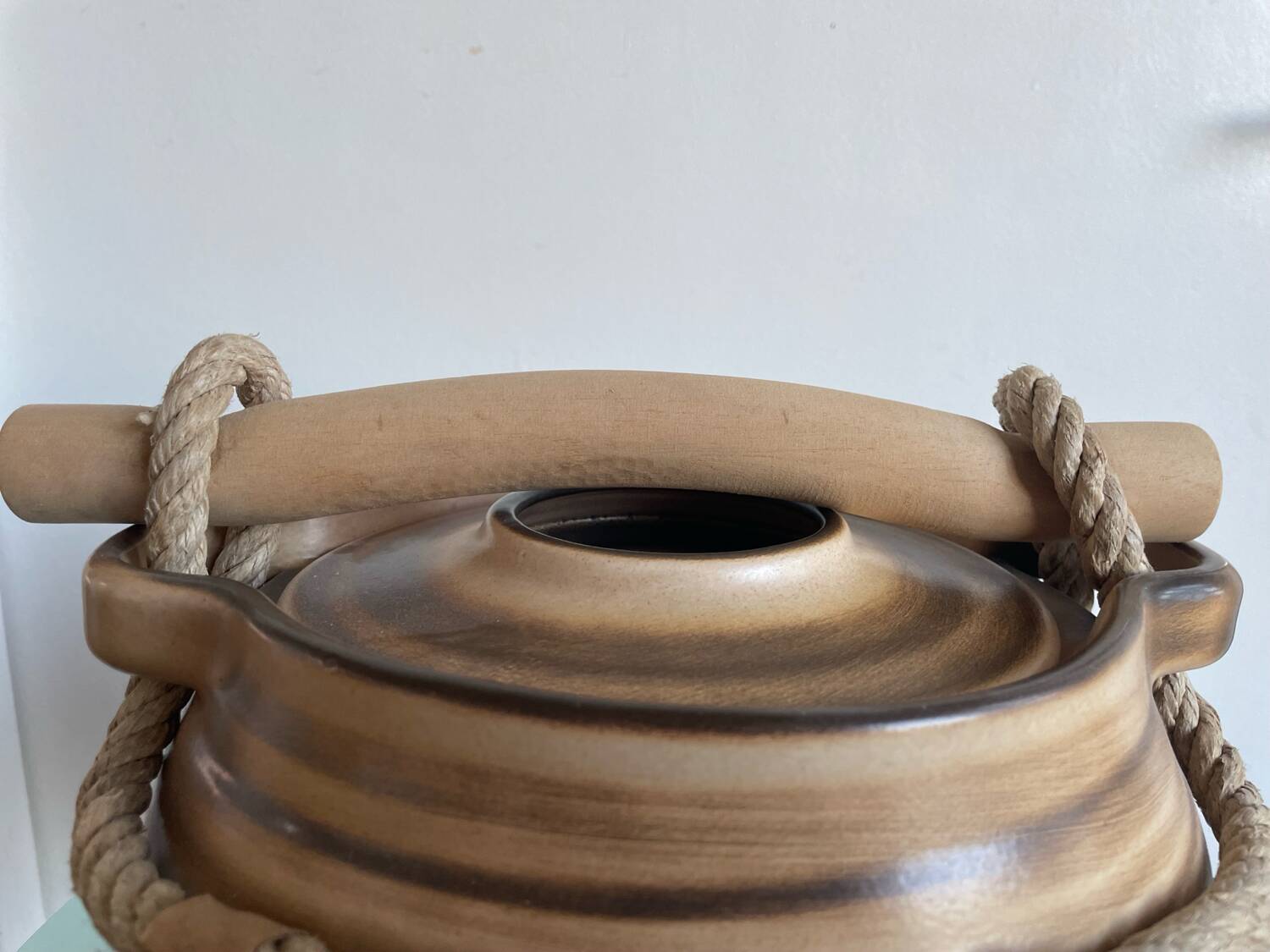 Roped soup tureen in stoneware from the potters of the Salins-les-Bains Abbey