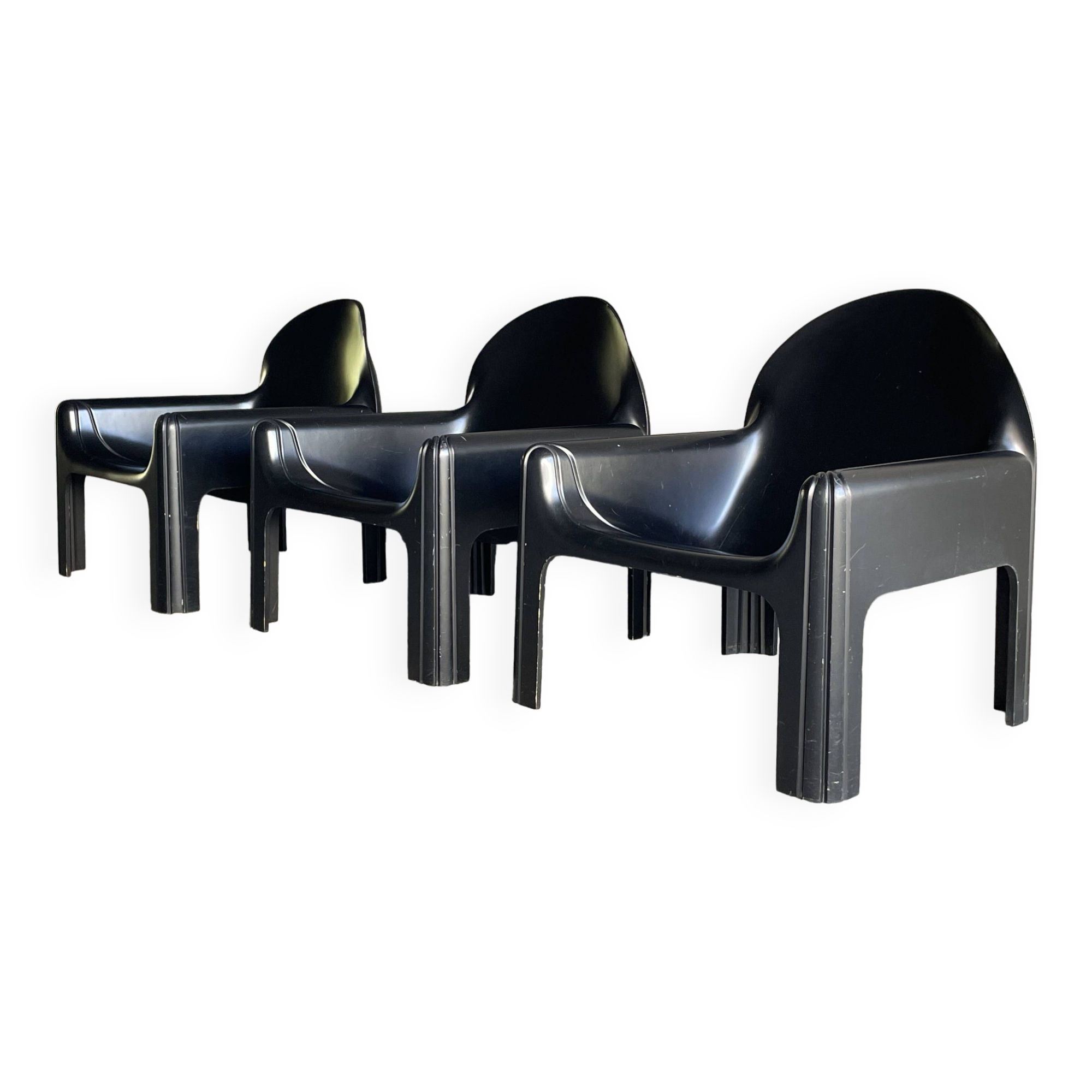 4794 armchair by Gae Aulenti for Kartell