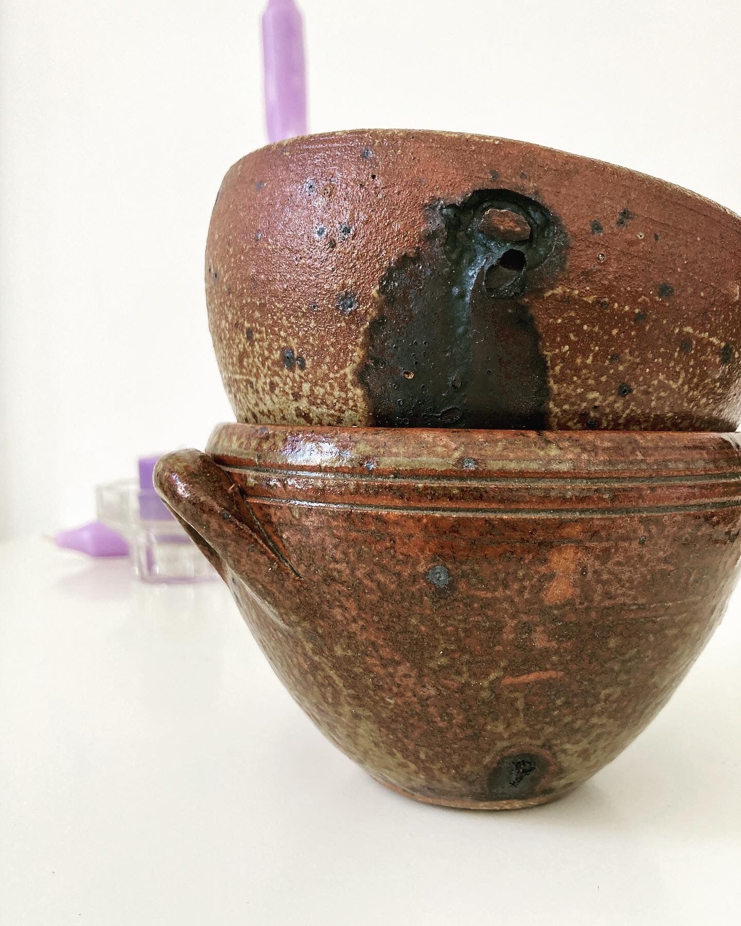 Duo of large stoneware bowls