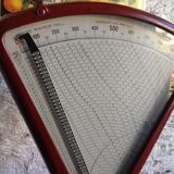 Vintage red Testut grocer's balance