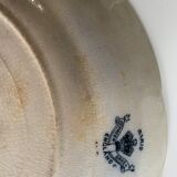 Ensemble de sept assiettes plates en porcelaine anglaise Johnson Bros