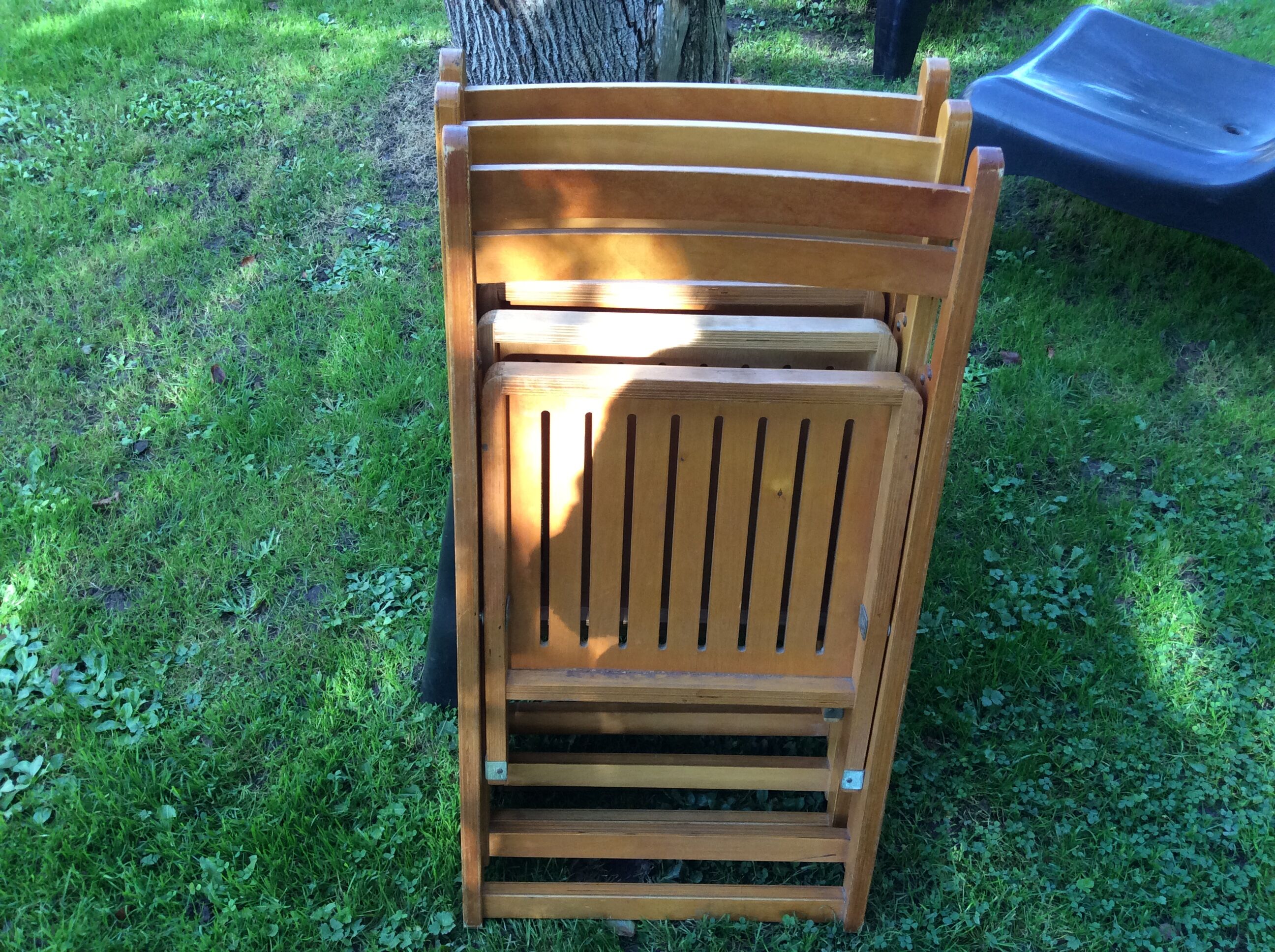 Series of 3 folding chairs