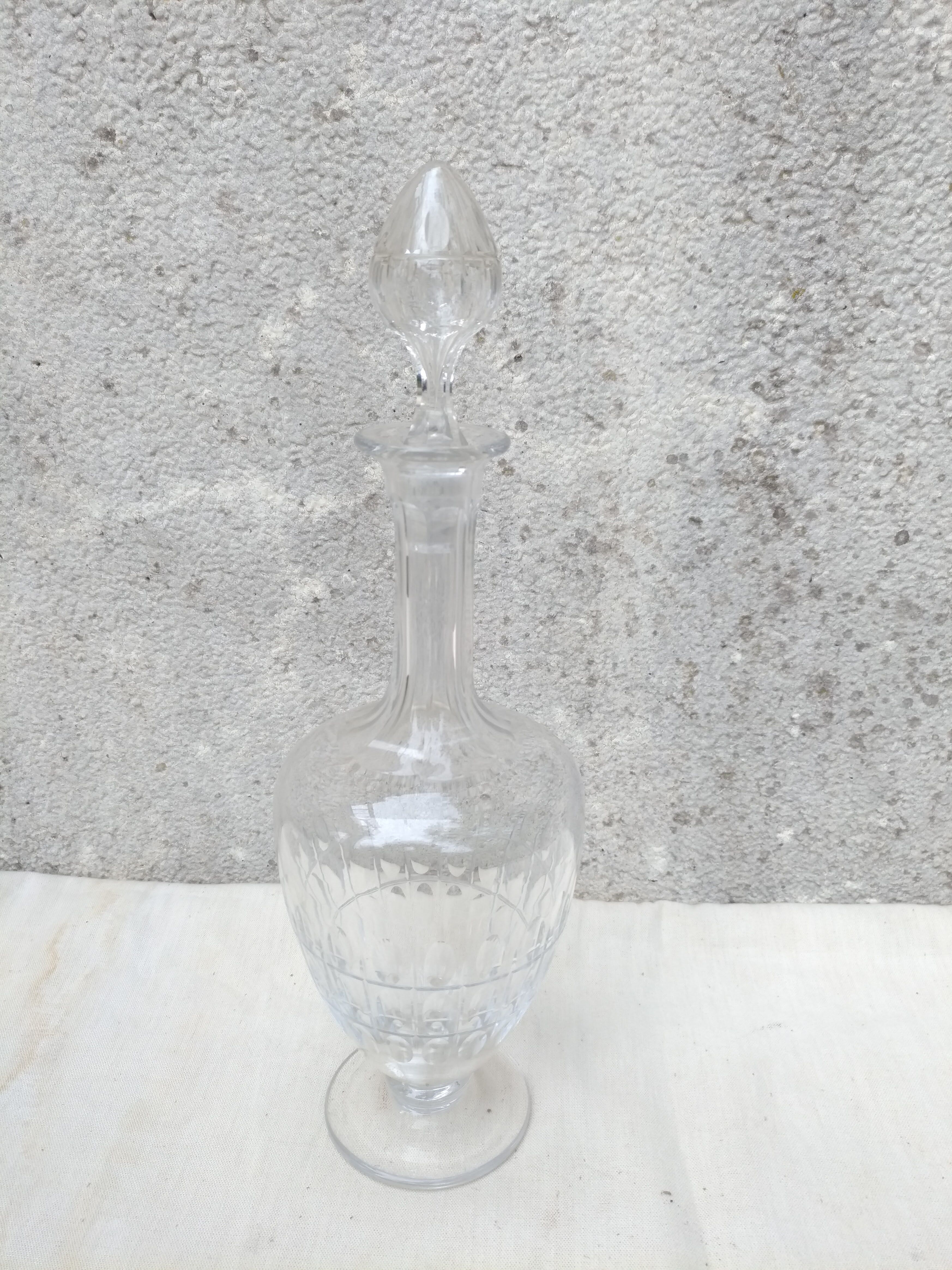 Chiseled glass decanter