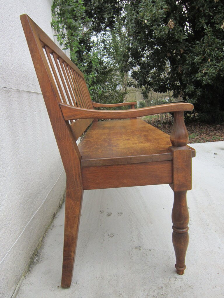 Settle in solid beech