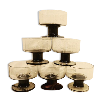 6 champagne glasses