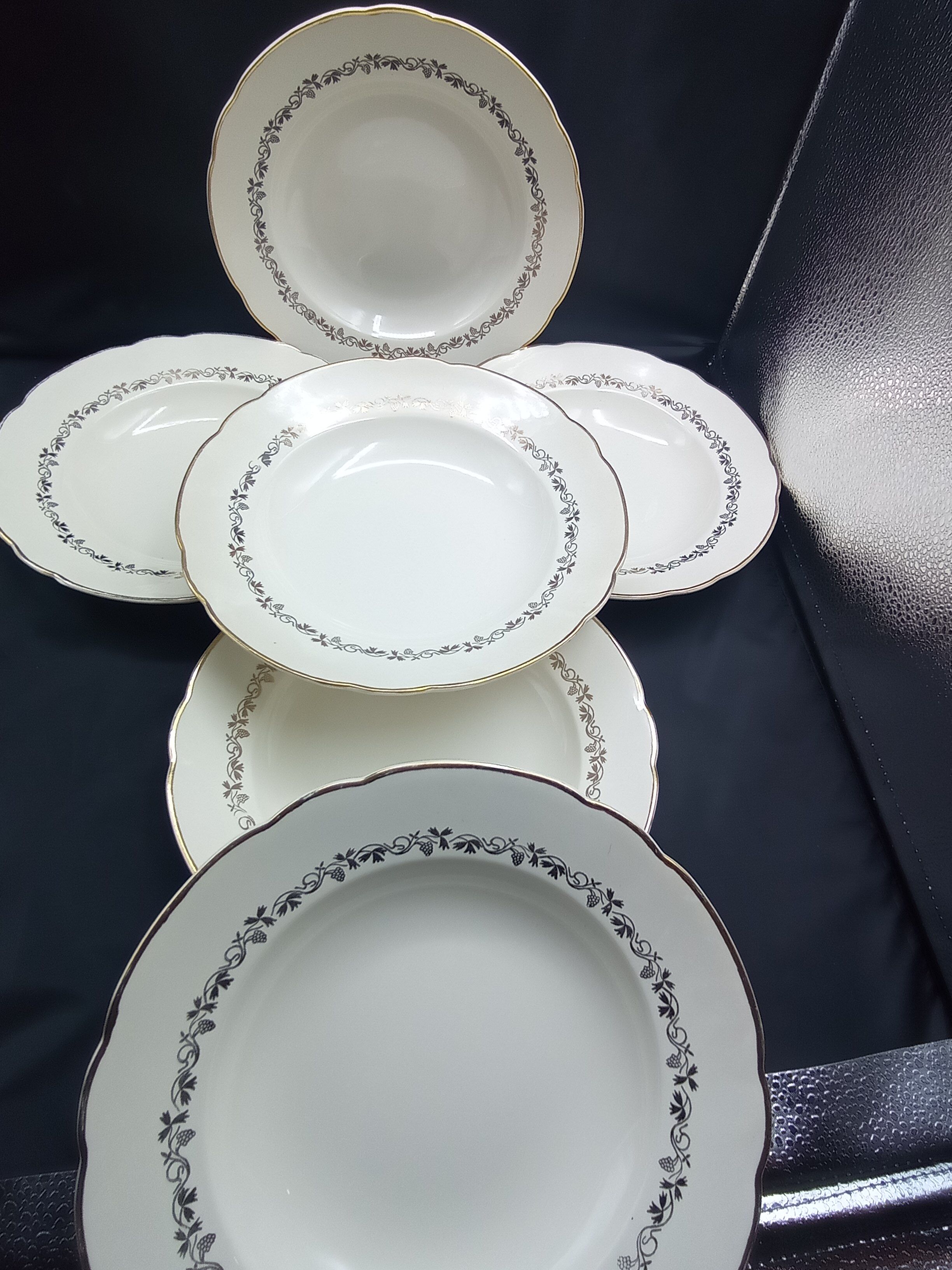 Hollow plates from Villeroy and boch