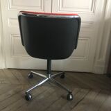Charles Pollock wool chair