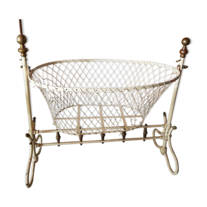 Berceau ancien