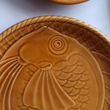 Gien earthenware fish set, 6 plates and a serving dish