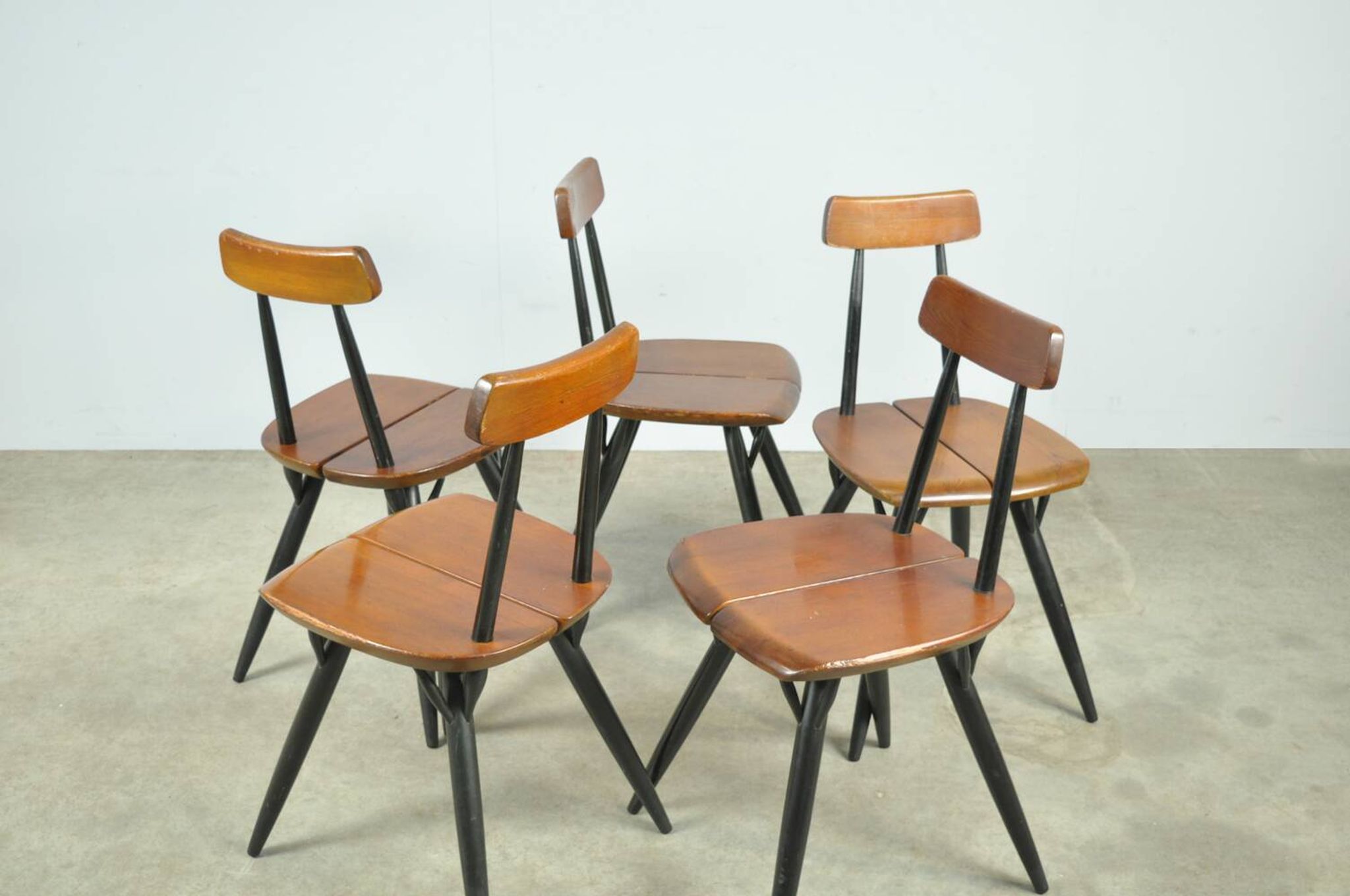🟡 PIRKKA dining table chairs, Ilmari Tapiovaara, Laukaan Puu, Finland 1950