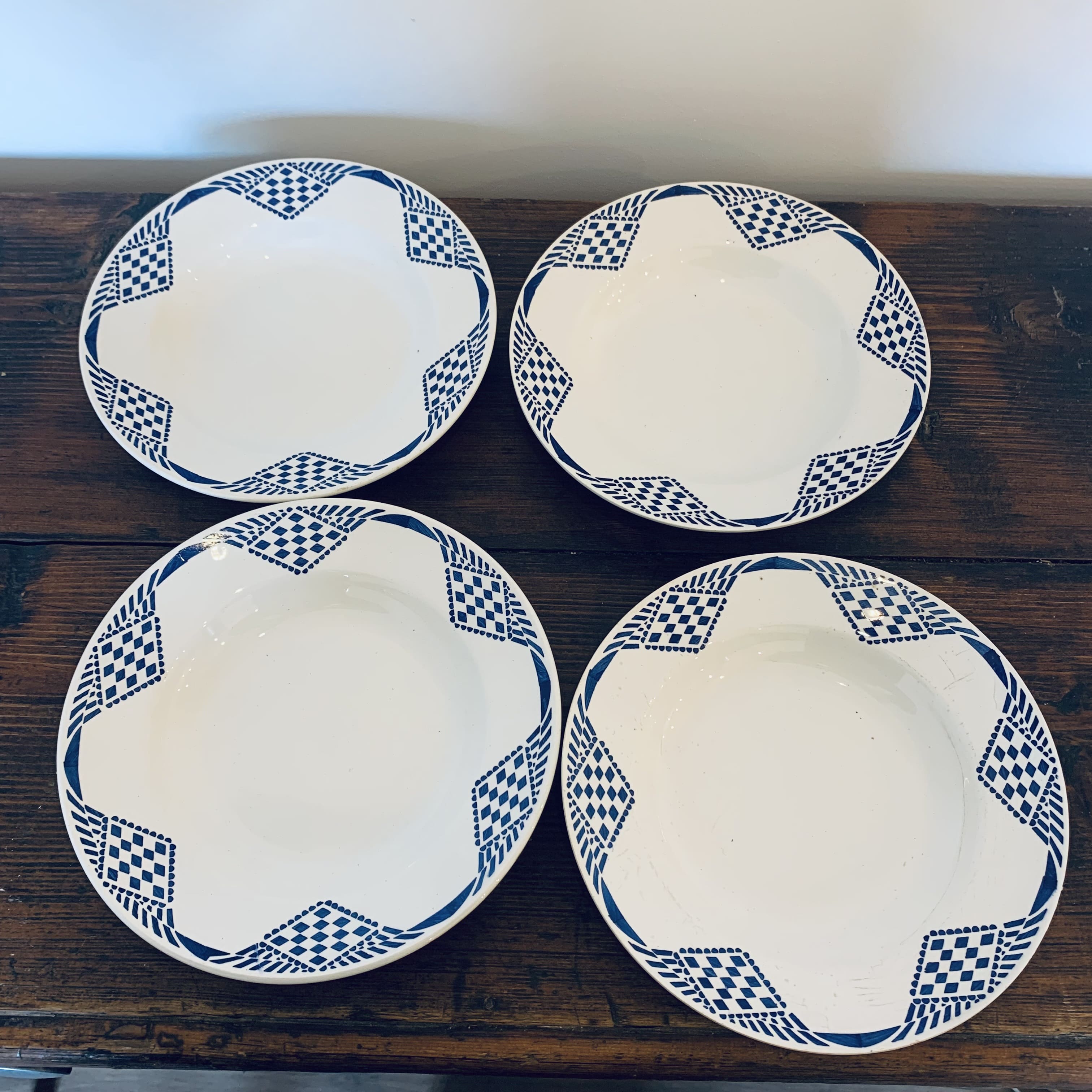 Set of 4 flat plates lustucru pattern